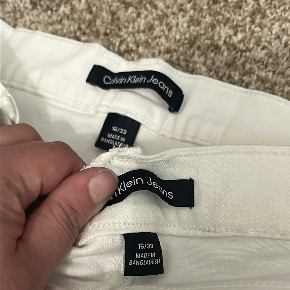 3 Jean bundle - Picture 4 of 4